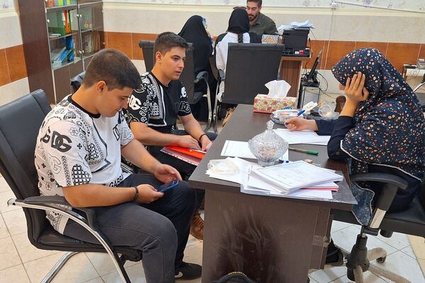 فعالیت پایگاه انتخاب رشته کنکور سراسری ۱۴۰۴ اداره آموزش و پرورش کهریزک 