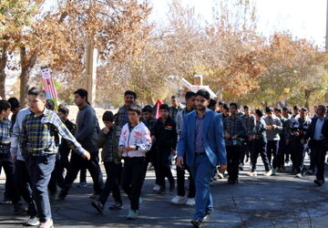 راهپیمایی ۱۳ آبان در شهرستان بن 