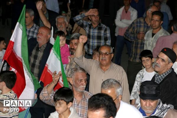 شور شعور و گرمای حضور مردم وفادار چهاردانگه در شب های بیعت