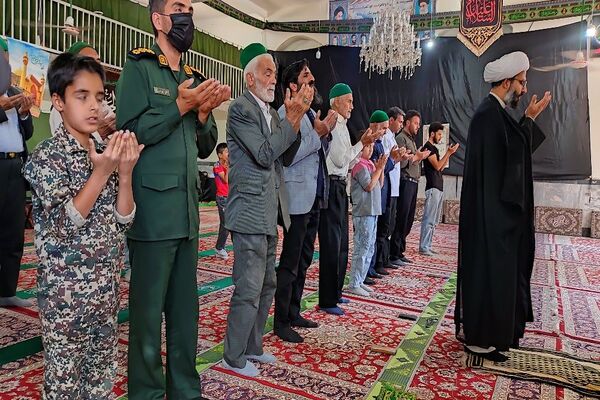 اقامه  نماز جمعه در دهه دوم ماه صفر در شهر بار نیشابور
