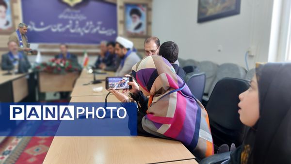 افتتاح نخستین اتاق خبر پانا در شازند؛ گامی نو در مسیر توسعه رسانه‌های دانش‌آموزی