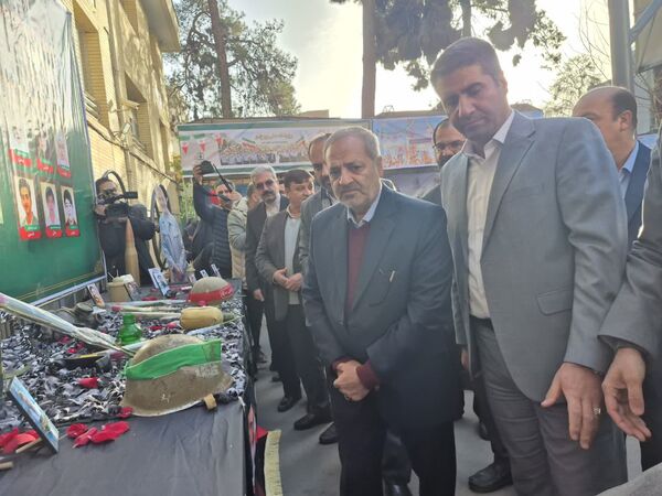 صدای انقلاب طنین انداز شد