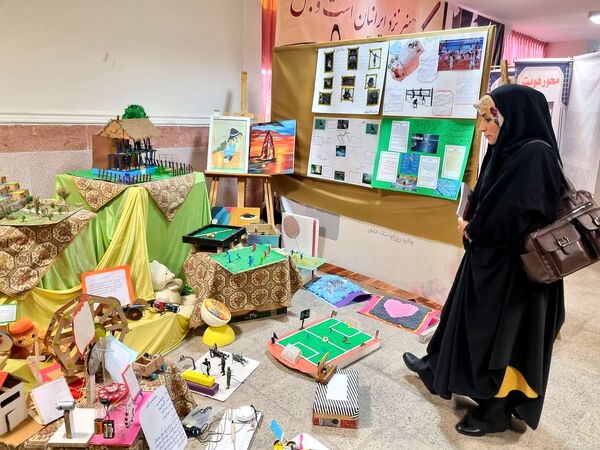 نمایشگاه تجلی امید ۲ در منطقه ۱۳ 