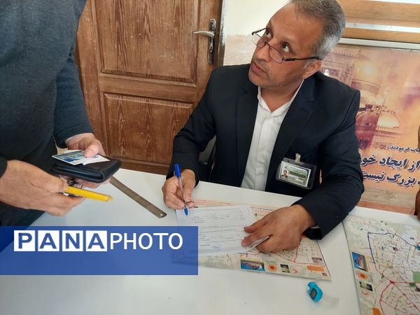 بازدید مدیرکل آموزش‌و‌پرورش خراسان رضوی از ستاد اسکان فرهنگیان ثامن ۲