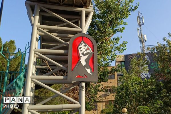 وداع آحاد مردم ایران با رهبر شهید در مصلی تهران