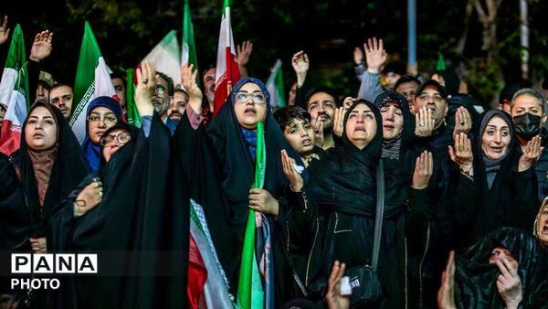 این علم تا قیامت بالاست