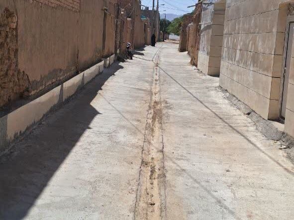 فدافن در مسیر آبادانی