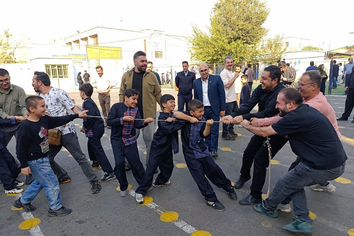 مسابقات ورزشی پدر پسری در دبستان امام علی (ع) شهرری
