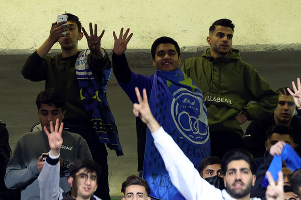 دیدار تیم‌های استقلال و پرسپولیس