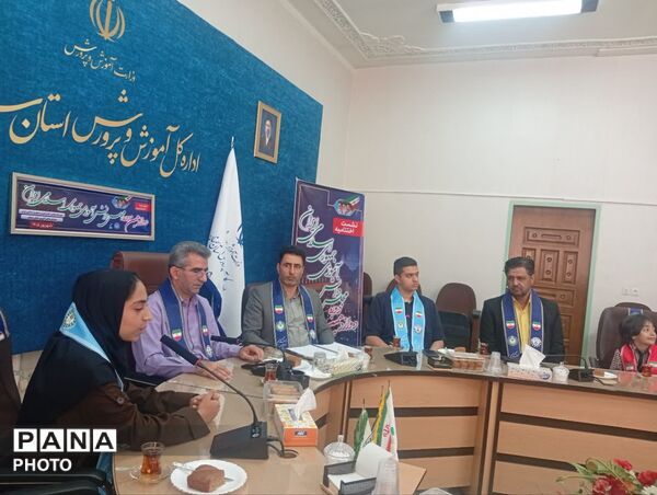 نشست اختتامیه دوازدهمین دوره مجلس دانش آموزی در استان سمنان