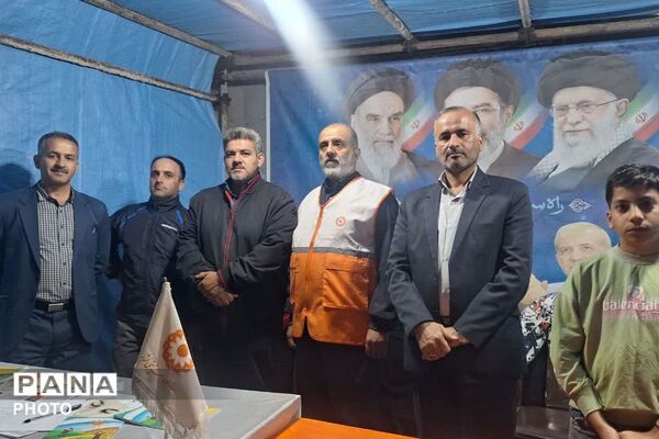 ایستادگی مردم فیروزکوه همچنان ادامه دارد