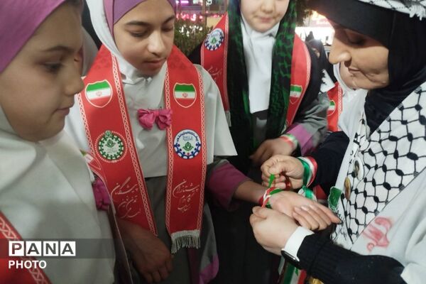 تجمعات شبانه با حضور پرشور پیشتازان؛ صحنه هایی از پویایی، همبستگی و امید
