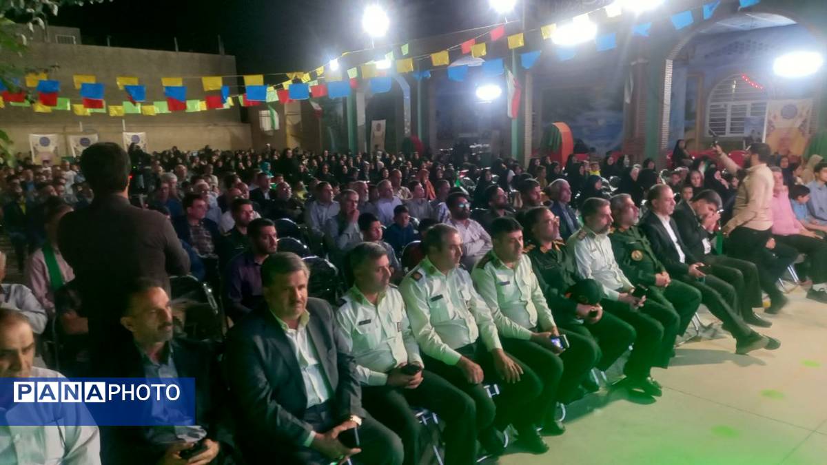 برگزاری یادواره «فرزند آفتاب و کویر» در دبستان شهید بابایی یزد