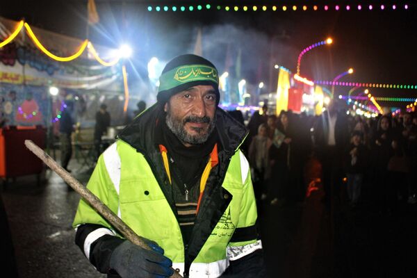شور و عشق زائران جشن نیمه شعبان در قم