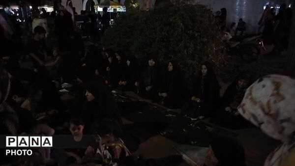 سفره صلوات همزمان با دومین شب ماه محرم  در بلوار فضل نیشابور 