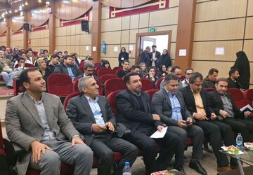آیین تجلیل از ۷۰ رتبه برتر و ۱۸ مقام برتر یازدهمین جشنواره خوارزمی