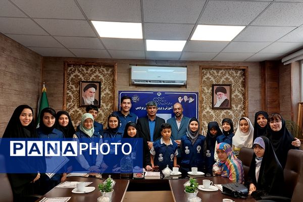 دیدار مسئولان اداره آموزش و پرورش پردیس با خبرنگاران پانا 