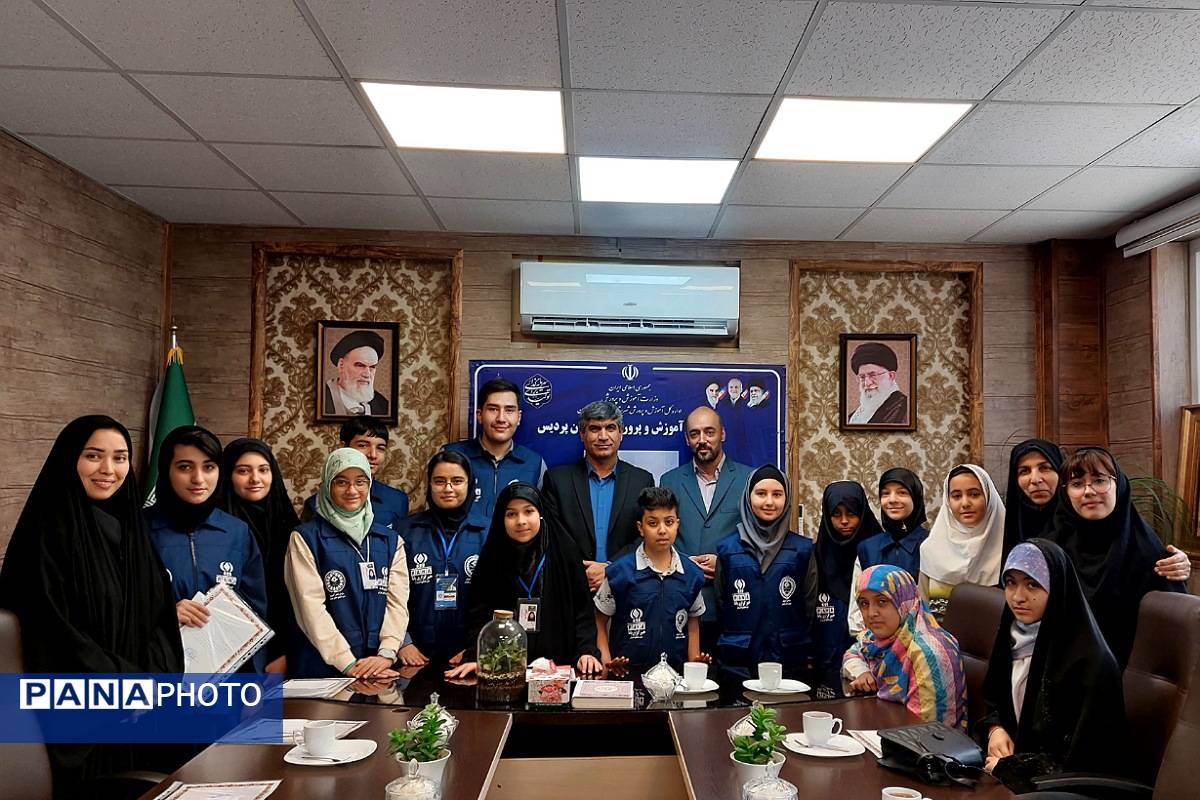 دیدار مسئولان اداره آموزش و پرورش پردیس با خبرنگاران پانا 