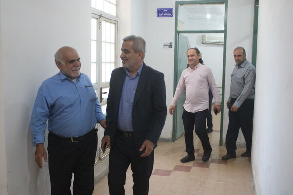 بازدید رئیس اداره خدمات آموزش و پرورش استان بوشهر از سازمان دانش‌آموزی استان