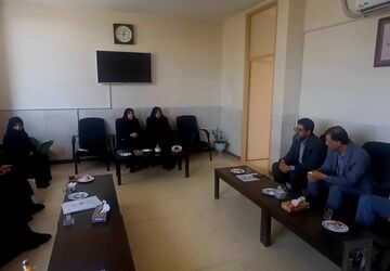 نشست هم‌اندیشی شورای راهبری امور بانوان در حوزه نماز شهرستان کوهپایه