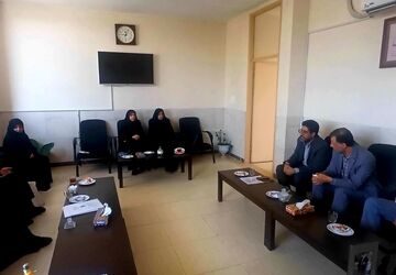 نشست هم‌اندیشی شورای راهبری امور بانوان در حوزه نماز شهرستان کوهپایه