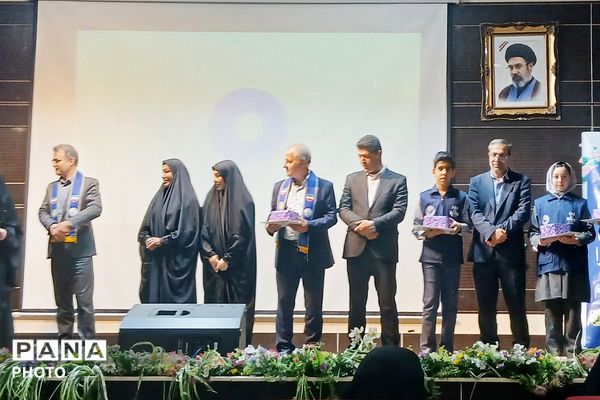 گردهمایی بزرگ خبرنگاران دانش آموز پانا در شهرستان شهریار و تجلیل از فعالان این عرصه