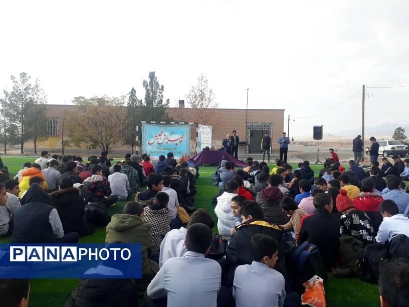 همایش تجلیل از دانش‌آموزان برتر مسابقات قرآن، عترت نماز شهرستان خلیل‌آباد 