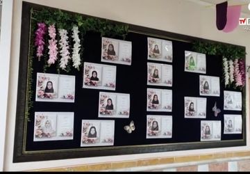 مراسم تقدیر از دانش‌آموزان برتر آموزشگاه حضرت فاطمه (س) قم
