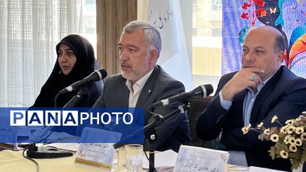 نشست ملی محیط یار مدارس نقطه آغاز تربیت دانش‌آموزان مسئول محیط زیست