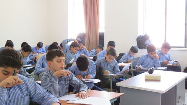 برگزاری آزمون آغازین هماهنگ استانی در آموزشگاه نمونه دولتی زنده یاد زرتاش خلیل آباد 