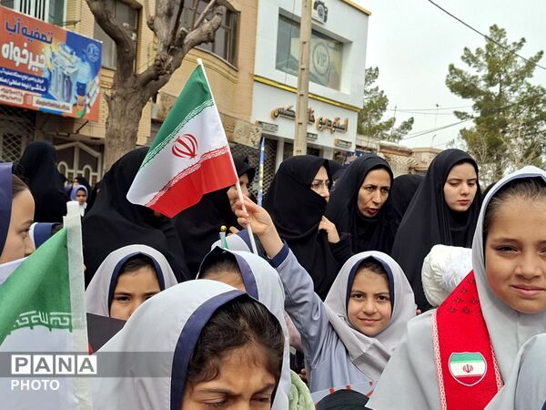 حضوری سرشار از عشق به ولایت در روز قدس  شهرستان رشتخوار 