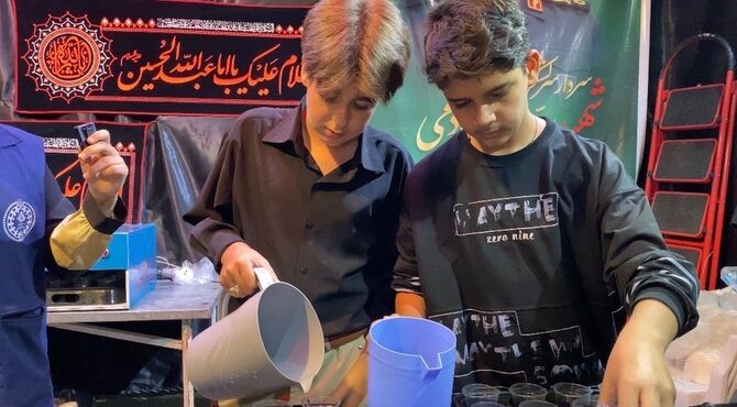  نقش‌آفرینی دانش‌آموزان داراب در آیین‌های محرم