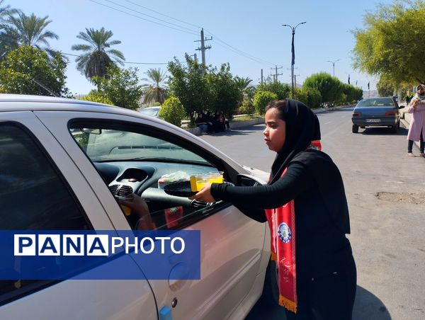 پیاده‌روی دلدادگان جامانده از کربلا در حاجی‌آباد