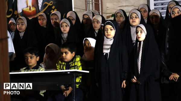 شب اربعین شهادت رهبر انقلاب اسلامی و شهدای دبستان میناب 