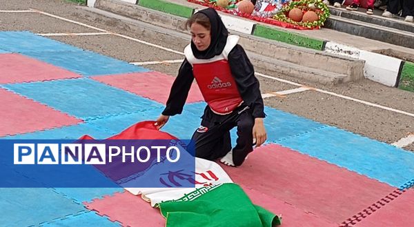 المپیاد ورزشی در دبیرستان عشایری تربیت سیرجان 