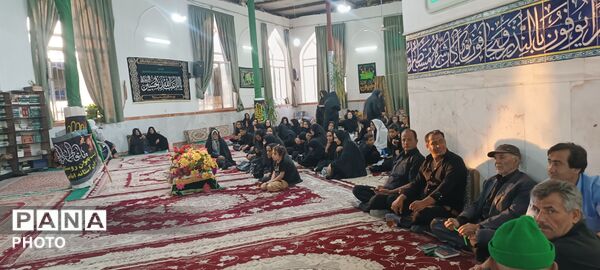 برگزاری مراسم تشییع نمادین امام رضا(ع)در امامزاده سید محمد(ع) کاشمر