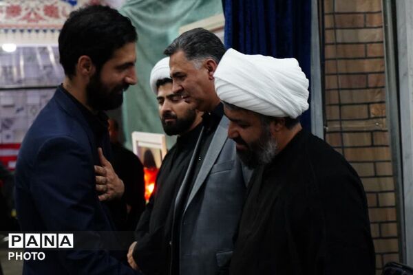 آیین گرامیداشت شهادت رهبر شهید انقلاب و خانواده در باقرشهر 
