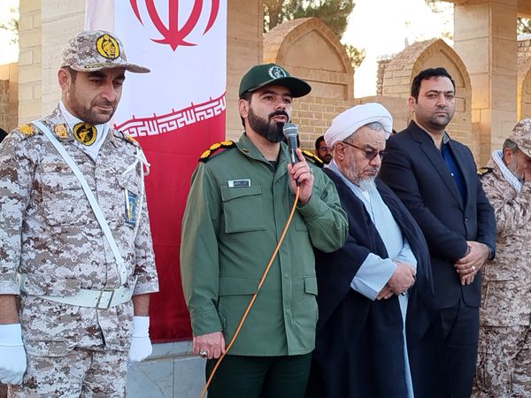 استقبال از شهدای گمنام در شهر درق