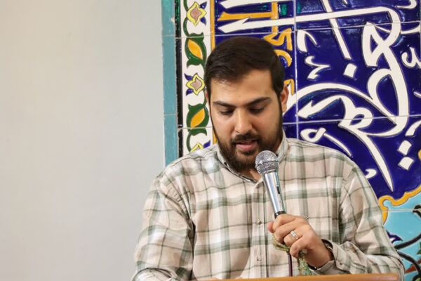 پرچم متبرک امام رضا (ع) در جشن ولادت امام رئوف در مسجد امام حسن عسکری (ع) بجنورد 