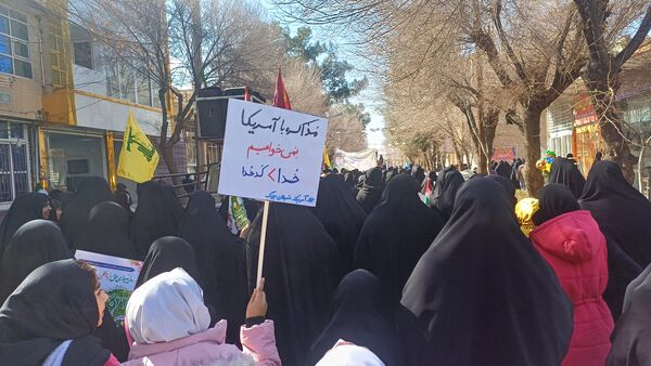 راهپیمایی باشکوه ۲۲ بهمن در شهرستان کوهپایه 