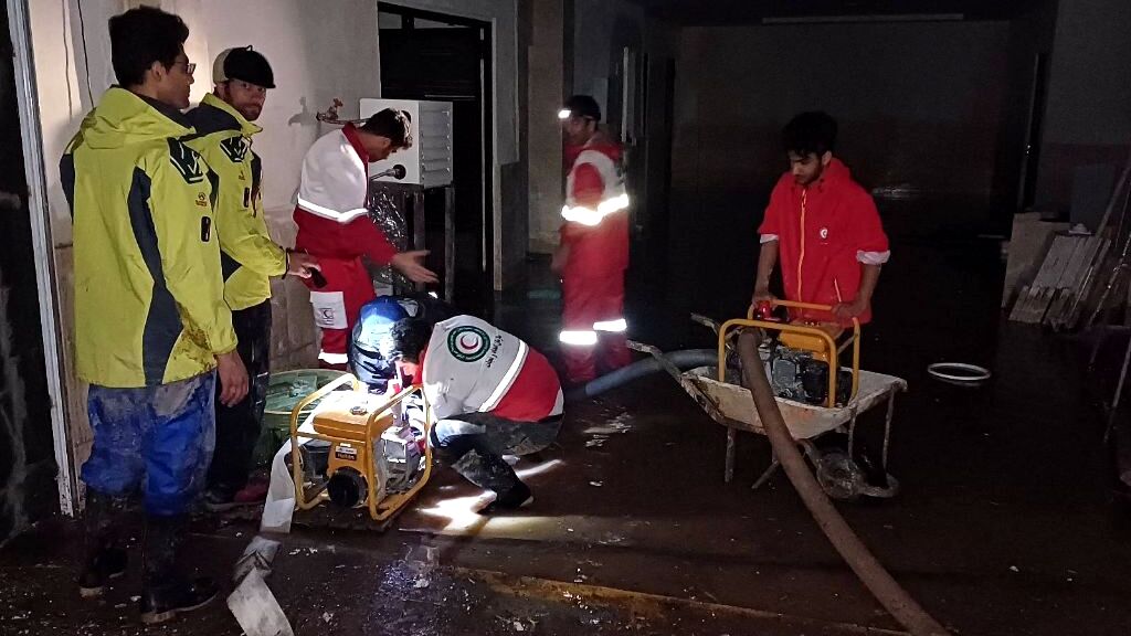 امدادرسانی به حادثه‌دیدگان سیل و آبگرفتگى در شهرستان‌های خلخال، کوثر و مشگین‌شهر