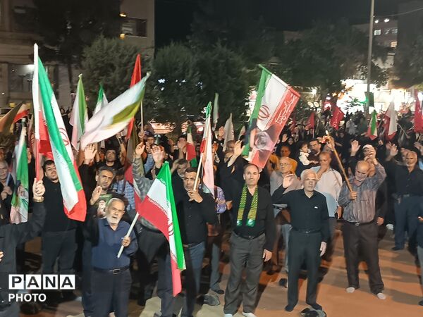 حماسه آفرینان جاودان در دل میدان خیابان