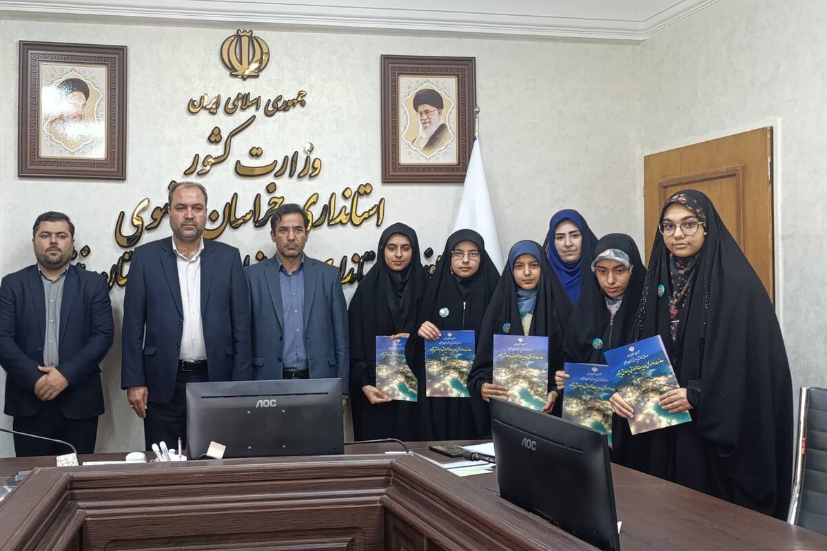نشست بر خط قرارگاه‌های میدان 14صفر 3 با استاندار خراسان رضوی در فرمانداری نیشابور
