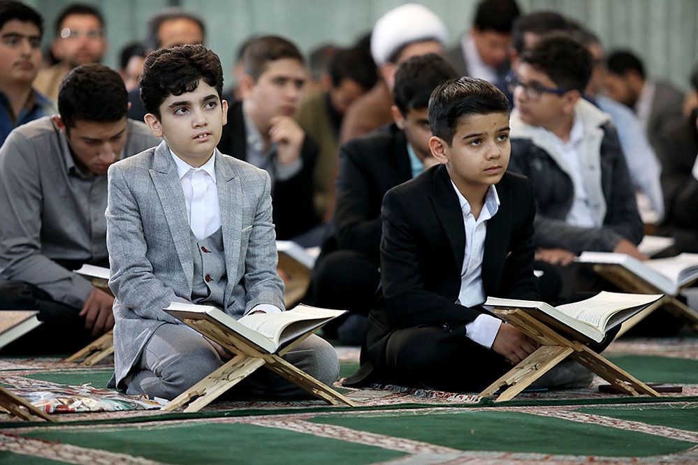 «آموزش‌و‌پرورش» یا «سازمان اوقاف»؛ کدام نهاد شایسته برگزاری مسابقات قرآن دانش‌آموزان است؟