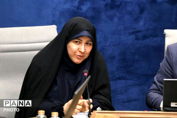 آیین تجلیل از مدیران مدارس تمام تشکیلاتی و مدیران سازمان دانش آموزی مناطق ۱۹ گانه تهران 