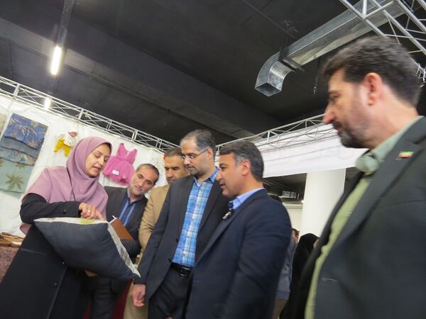 افتتاحیه نمایشگاه استانی به‌مناسبت هفته مشاغل در شهرستان بجنورد 