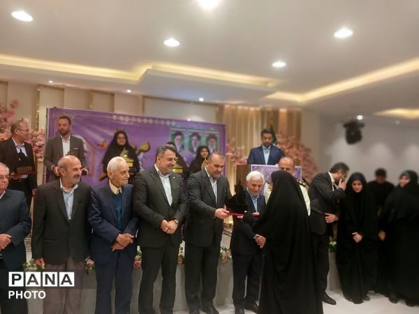 همایش گرامیداشت مقام معلم در فریدونکنار