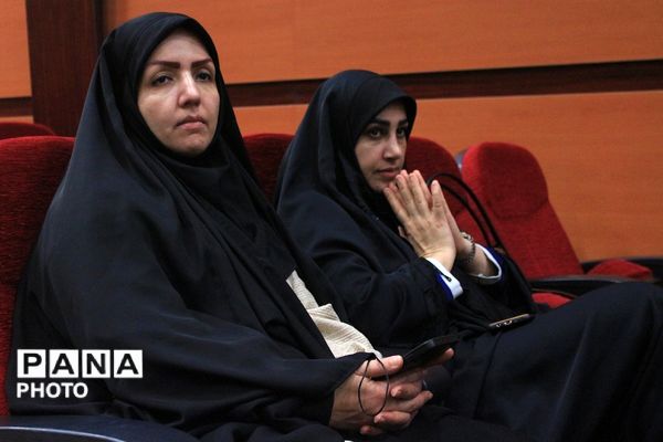 آیین اختتامیه طرح‌ها و برنامه‌های آموزشی بهارستان‌دو