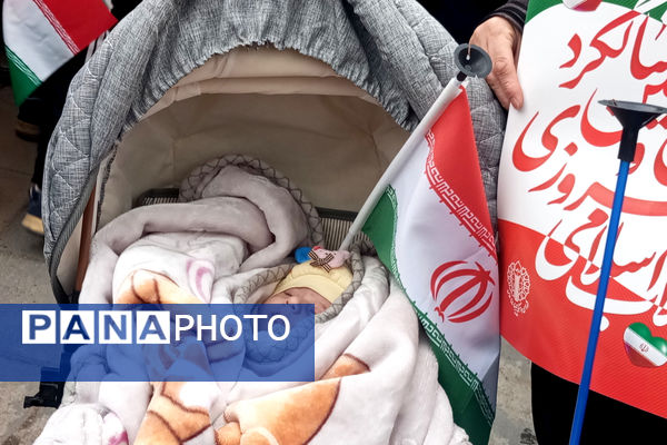 حضور پرشور مردم کرمانشاه در راهپیمایی ۲۲ بهمن