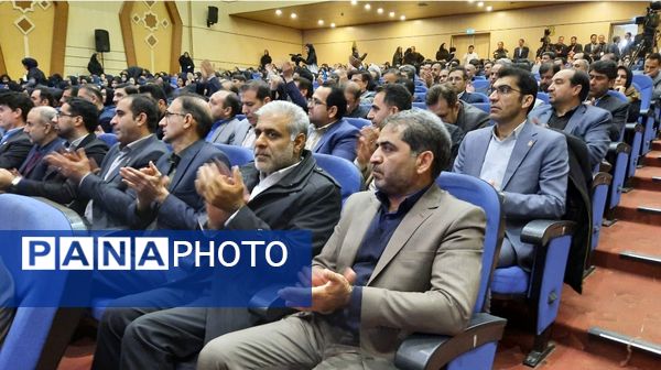  اختتامیه دهمین جشنواره کشوری نوجوان خوارزمی در مشهد